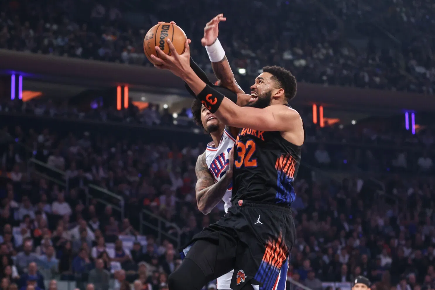 KAT's Foul Trouble Saga: Knicks Survive Game 2 Despite Towns' Whistle Woes
