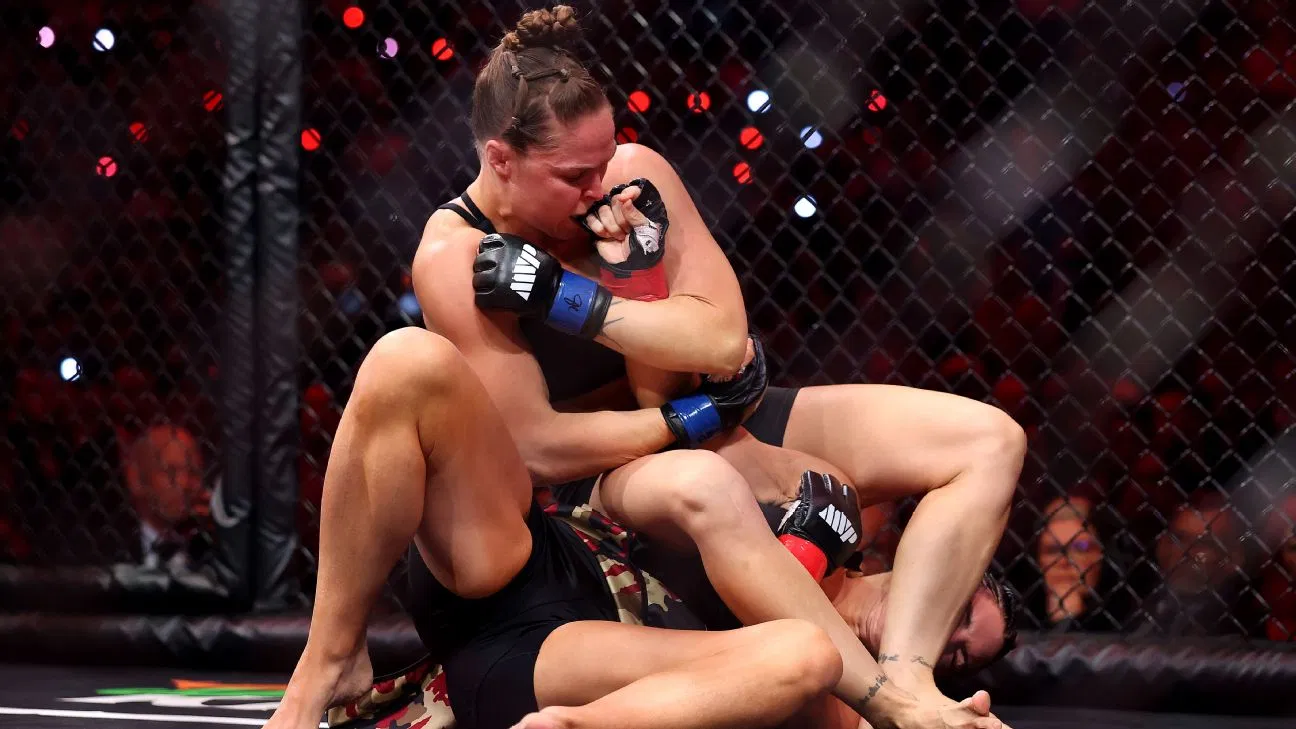 Ronda Rousey Submits Gina Carano in 17 Seconds at MVP MMA