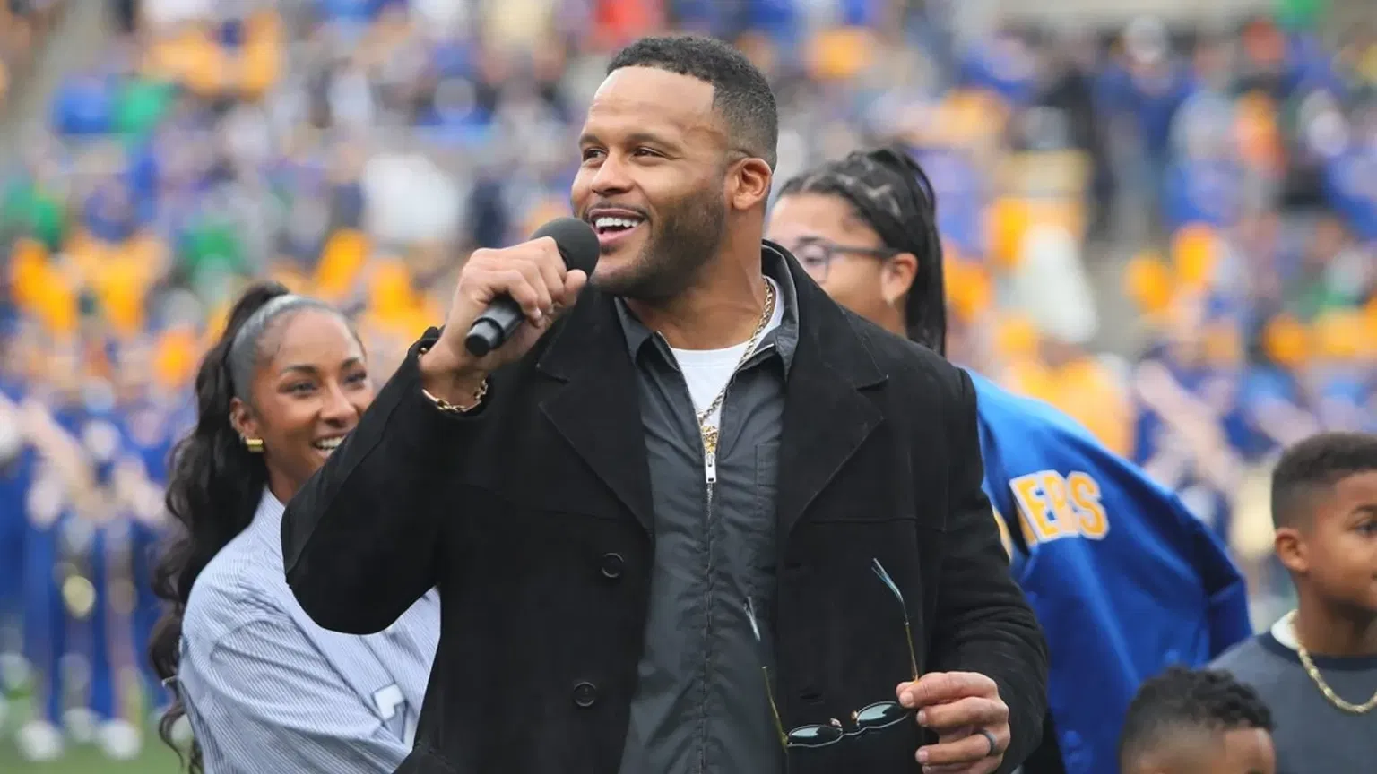 Aaron Donald Unretires, Rejoins Rams with Myles Garrett