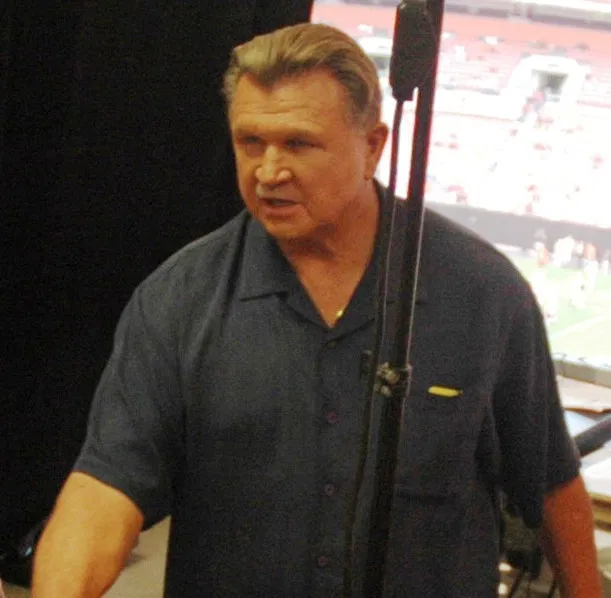 Mike Ditka, Bears Legend and Super Bowl Coach, Dies at 86