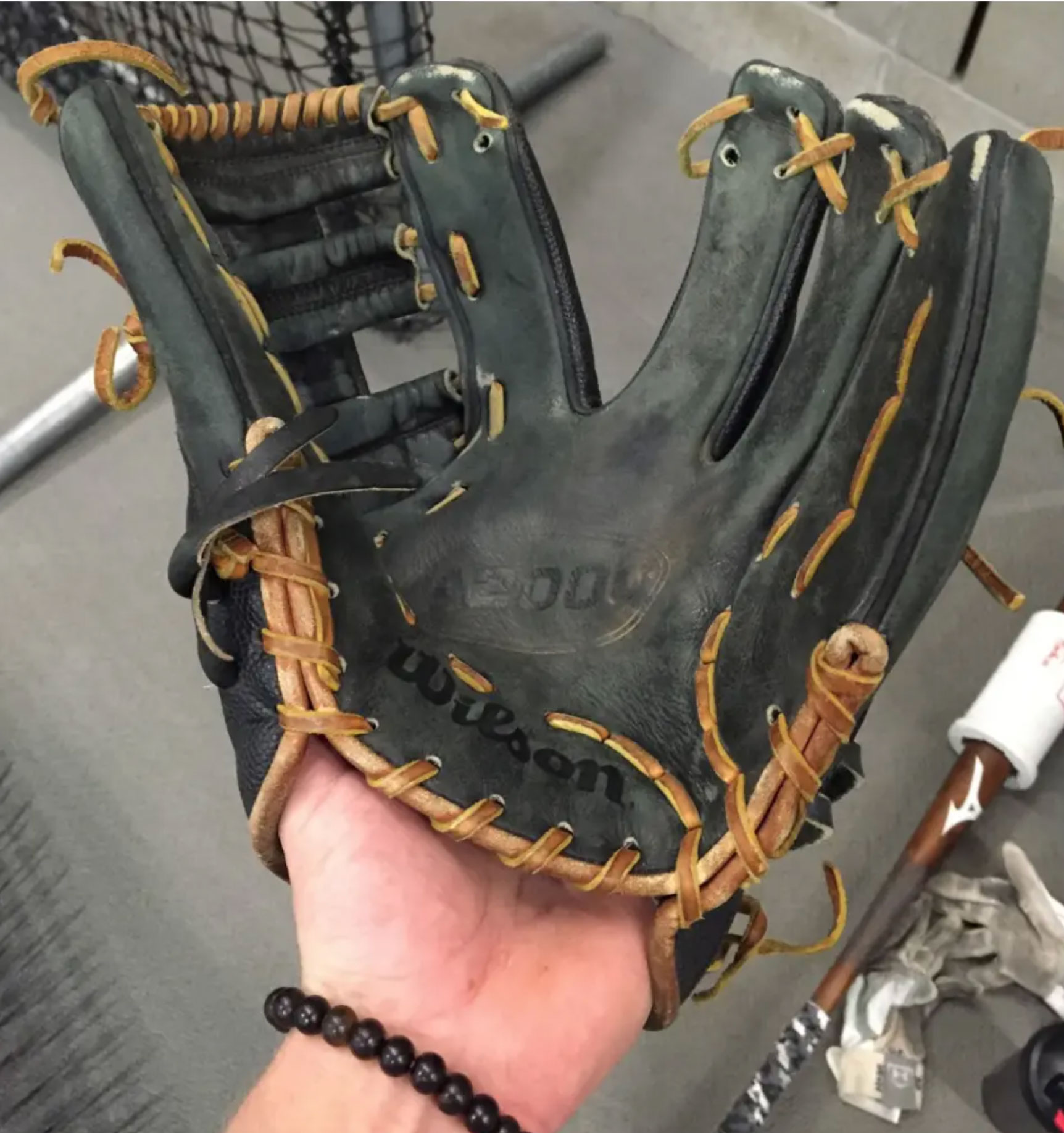 how to choose a baseball glove_637a1b54 fba8 4431 ae87 35174e43b0b0