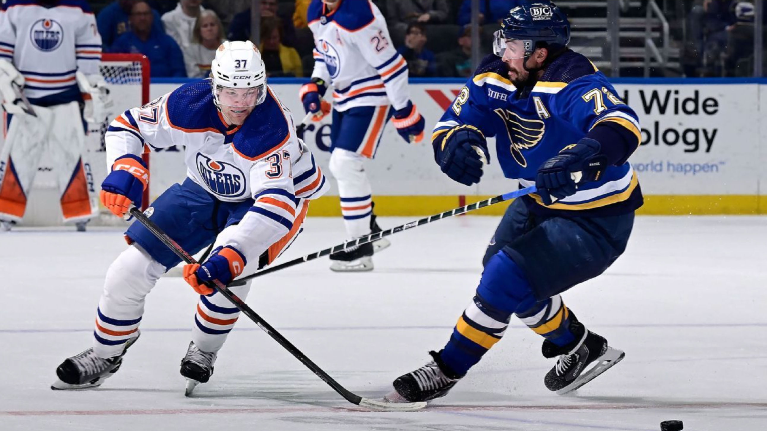how many games are in an nhl season _1b19f53e 49dd 4a40 bcae 7adfc2c0f29a