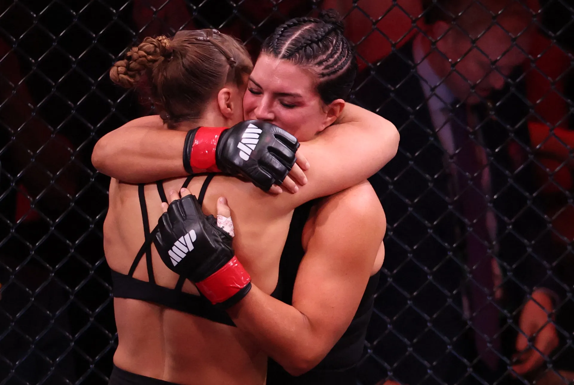 1779027777511_AFP__20260517__B33F8P9__v1__HighRes__UsMixedMartialArtsMmaRouseyVsCaranoFight 1778995151