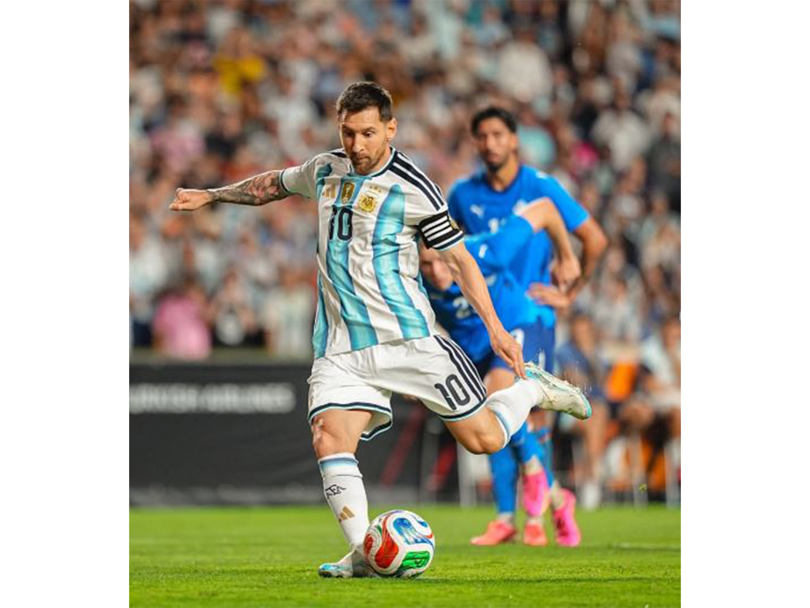 1781101366784_argentina beat iceland 3 0 in world cup warm up as messi scores penalty