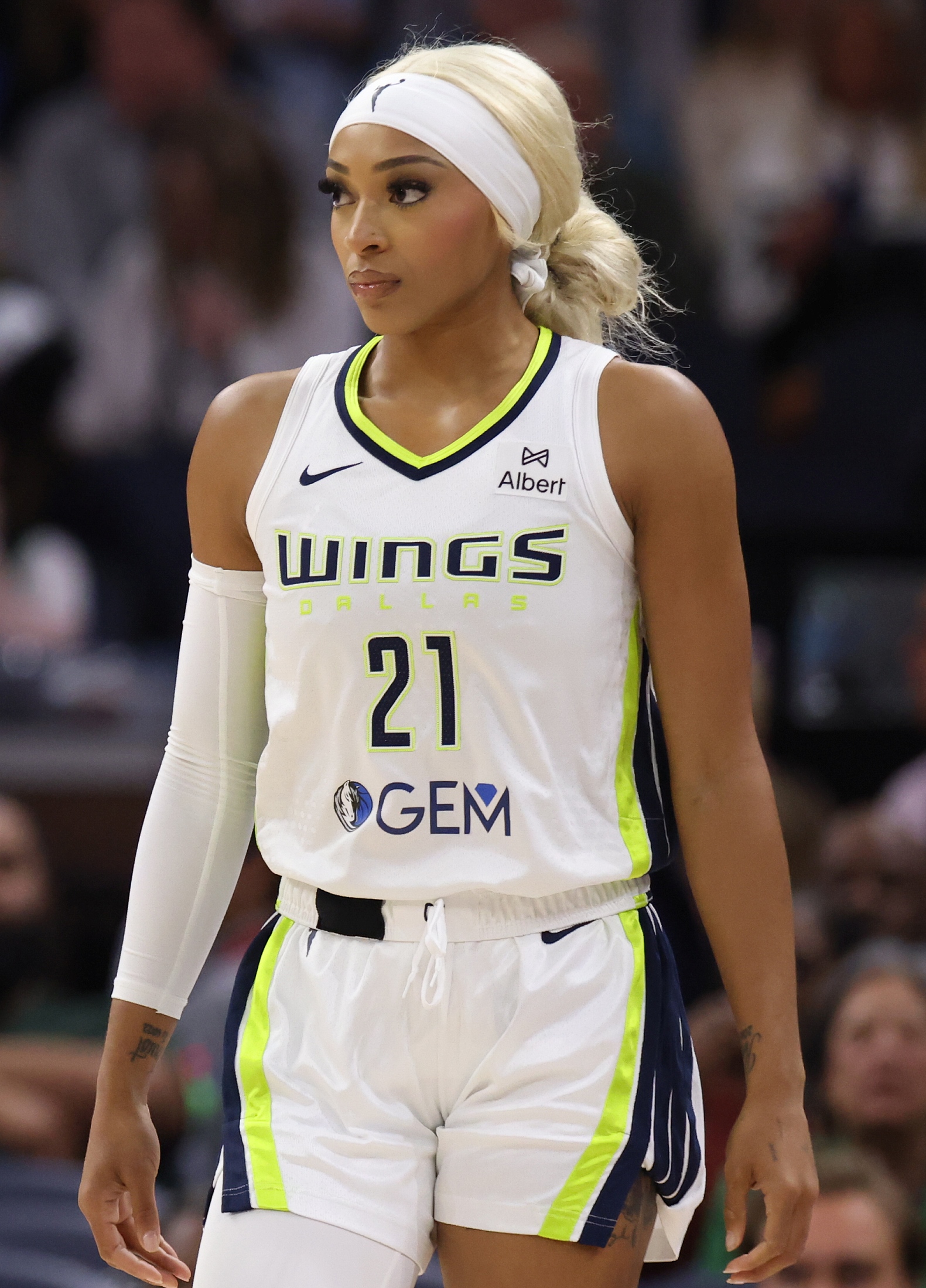 DiJonai Carrington's Rise: From Stephanie White's Protege to Chicago Sky Star